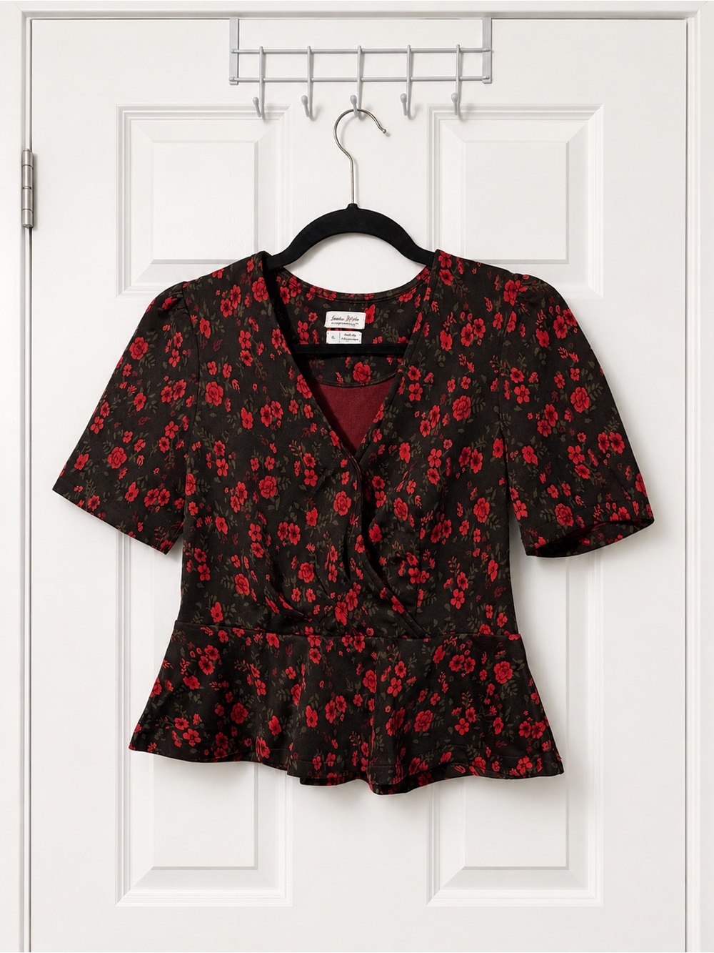 ✨ Meadow Rue Red Rose Print Peplum Top Size XS